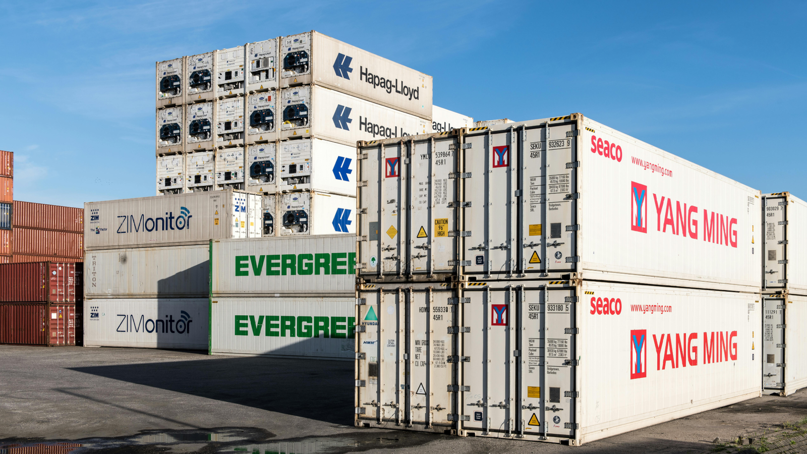 Cargo containers